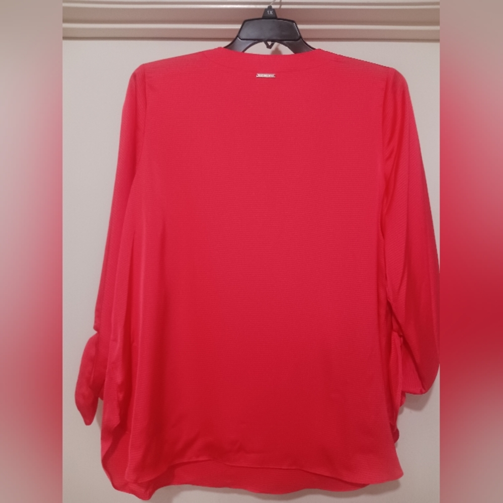 MICHAEL Michael Kors V-Neck Satin 3/4 Tie Sleeve Blouse. - Picture 5 of 7